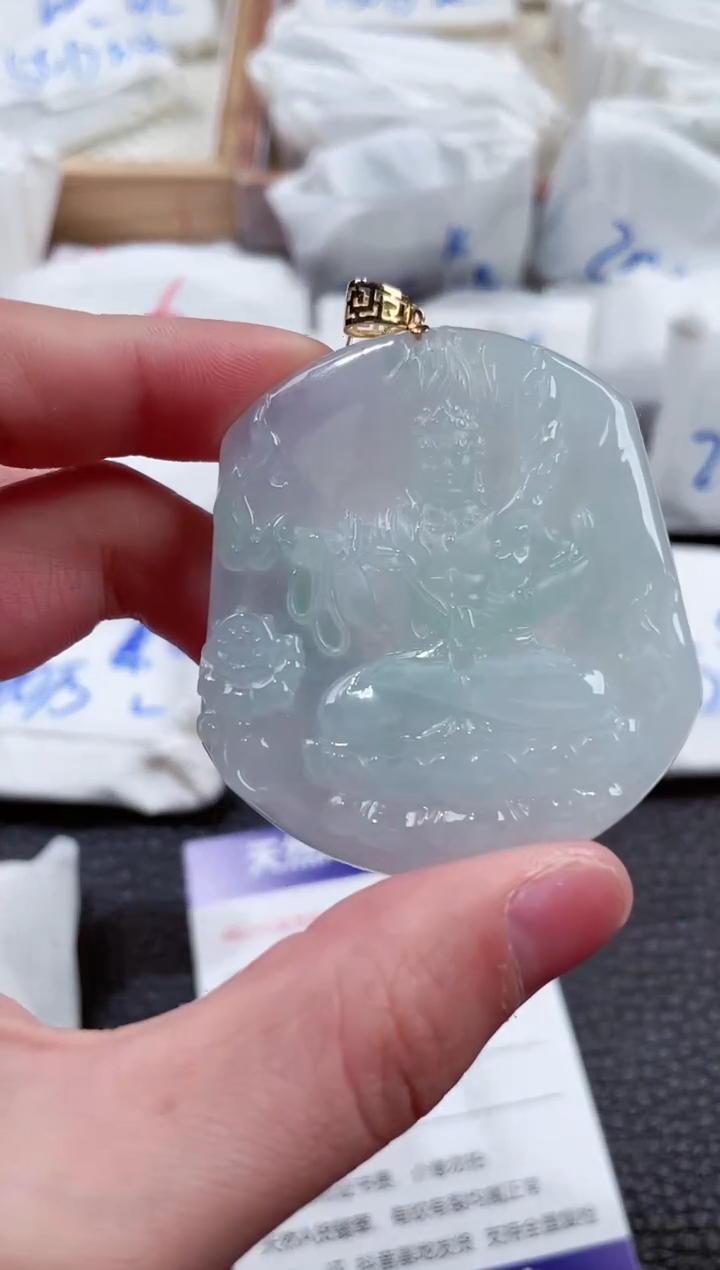 【闪购商品】翡翠颈饰18K金镶嵌000019274