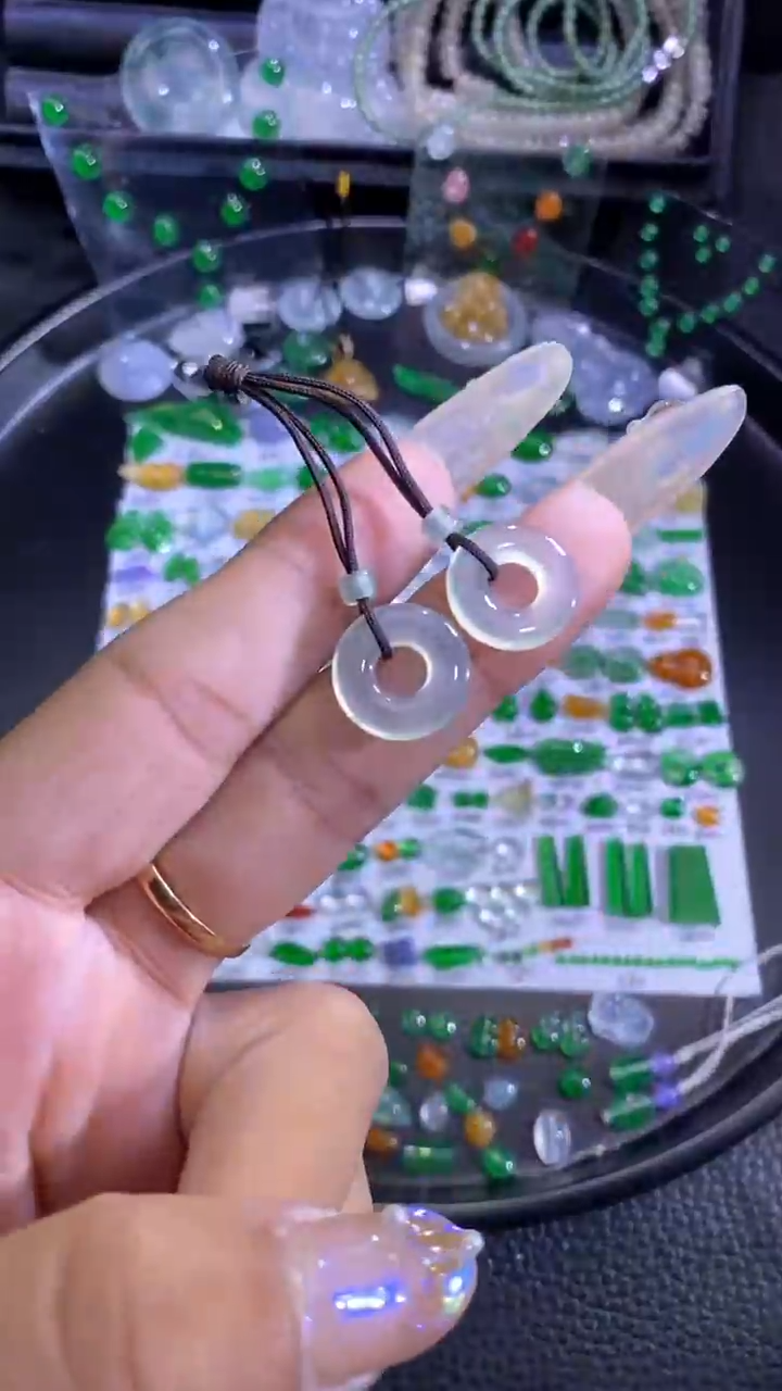 未镶嵌挂件翡翠圈