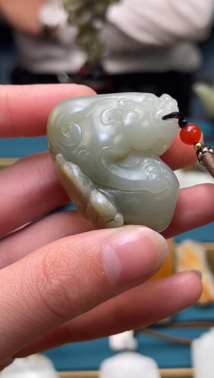 【闪购商品】和田玉（糖玉）颈饰未镶嵌吊坠 多样性发货拍一发一