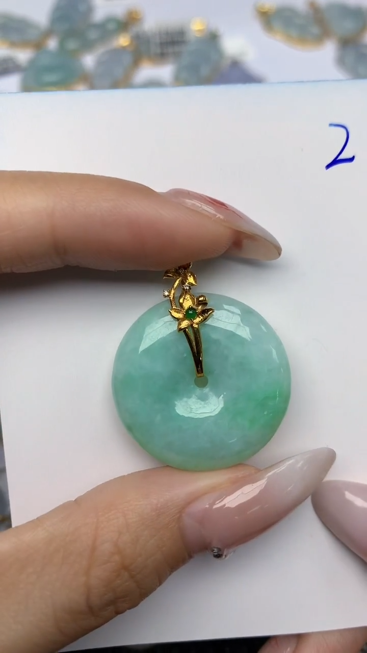 【闪购商品】翡翠颈饰18K金镶嵌天然翡翠A货