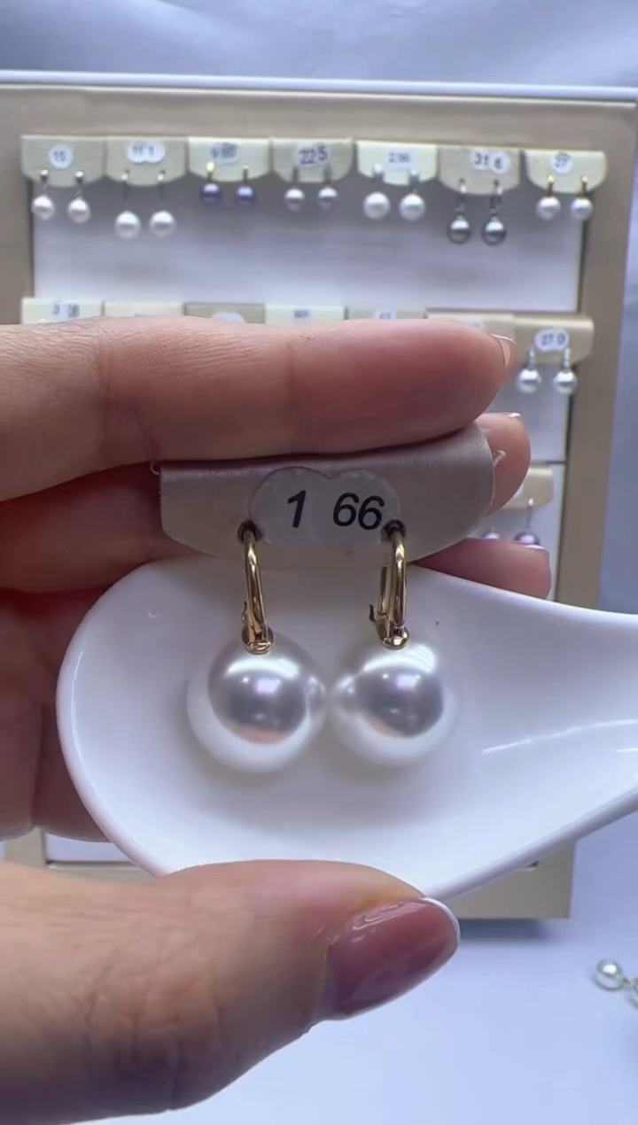 【闪购商品】淡水珍珠耳饰18K金镶嵌166
