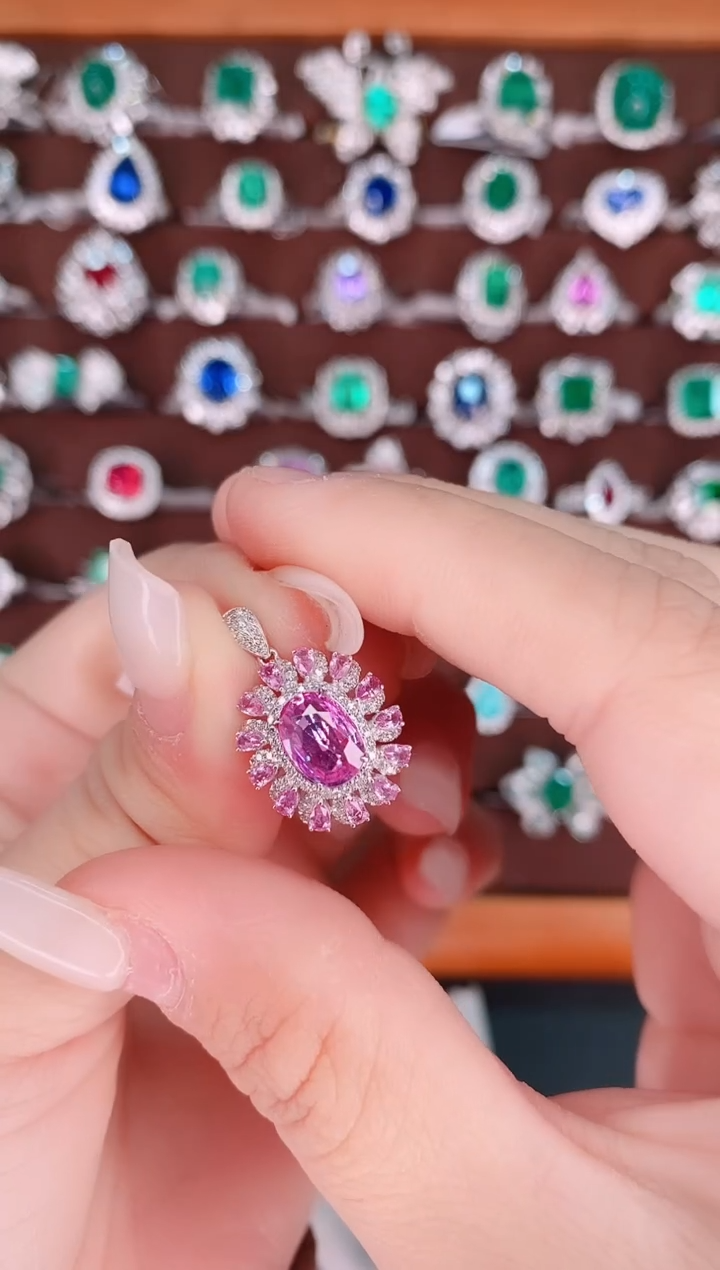 【闪购商品】彩色蓝宝石18K金吊坠18K金镶嵌1.33克拉