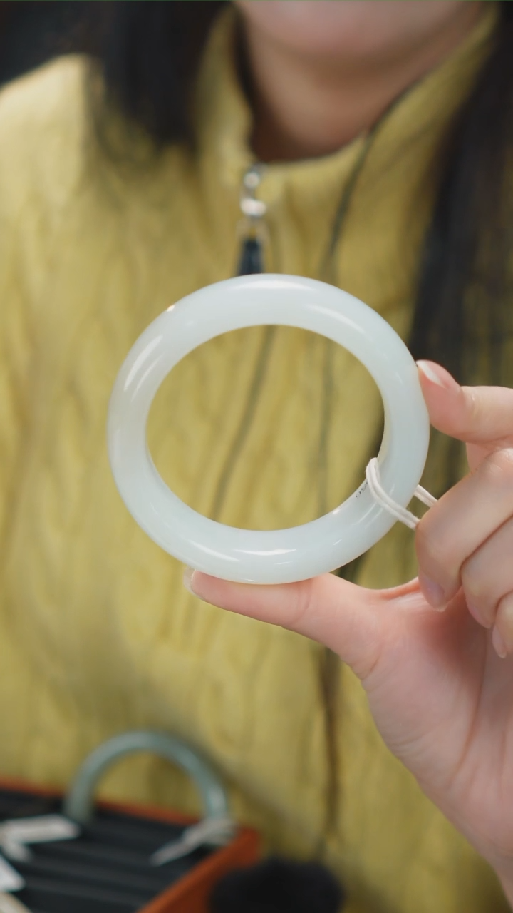 【闪购商品】和田玉手镯未镶嵌102号天然和田玉手镯拍一发一56