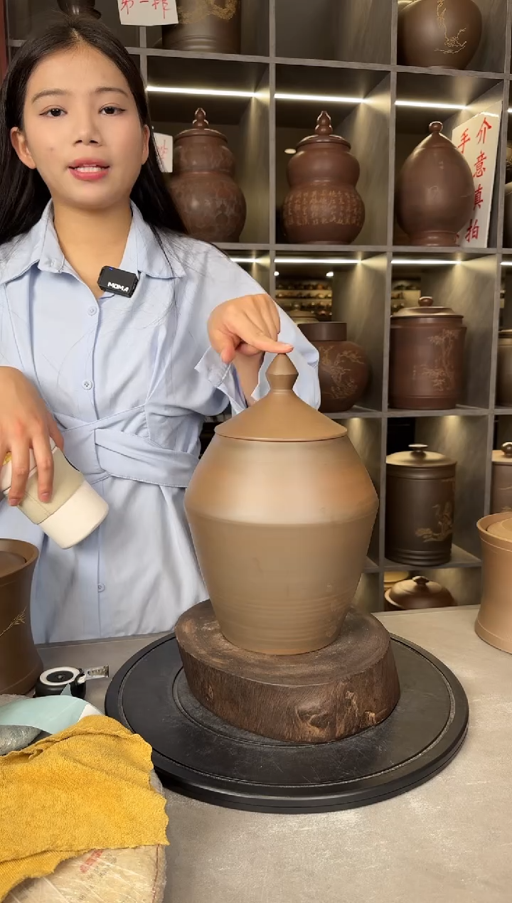 【闪购商品】罐本陶手作坭兴陶2斤装菱形罐（手工痕迹
