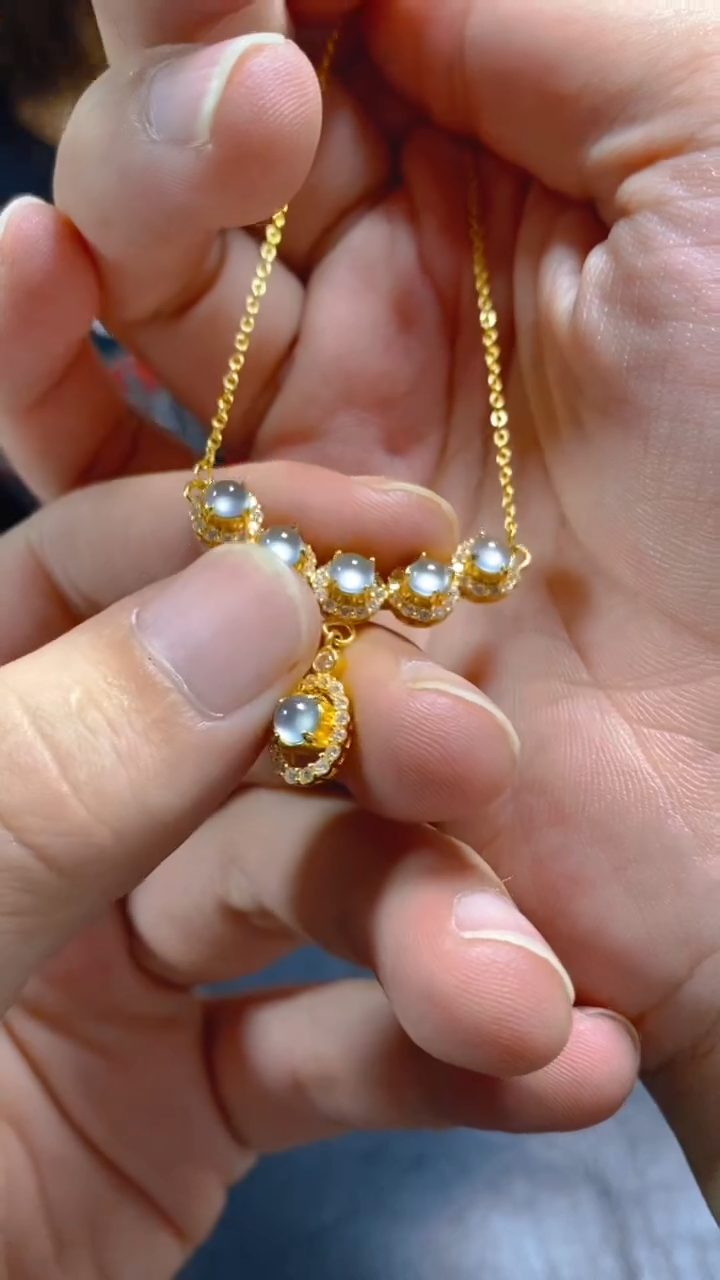 【闪购商品】翡翠吊坠(赠链)未镶嵌0951072981多样性发一