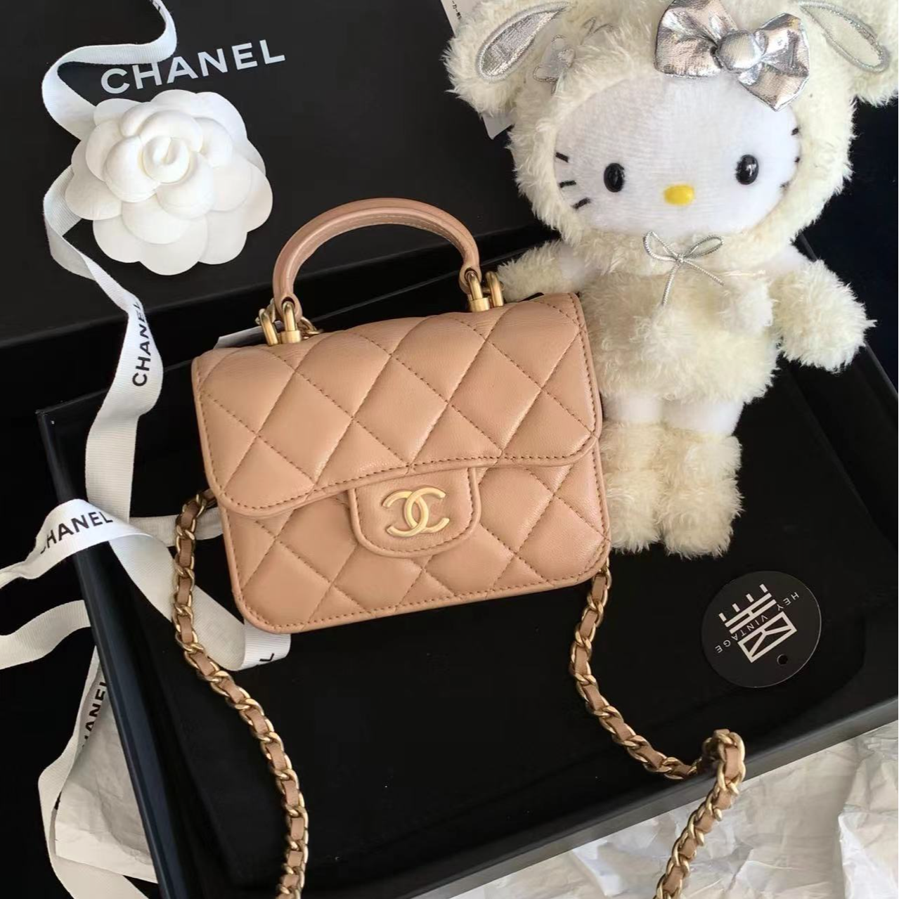 95新 Chanel/香奈儿 24期奶茶色手柄小废包 12cm 17722110