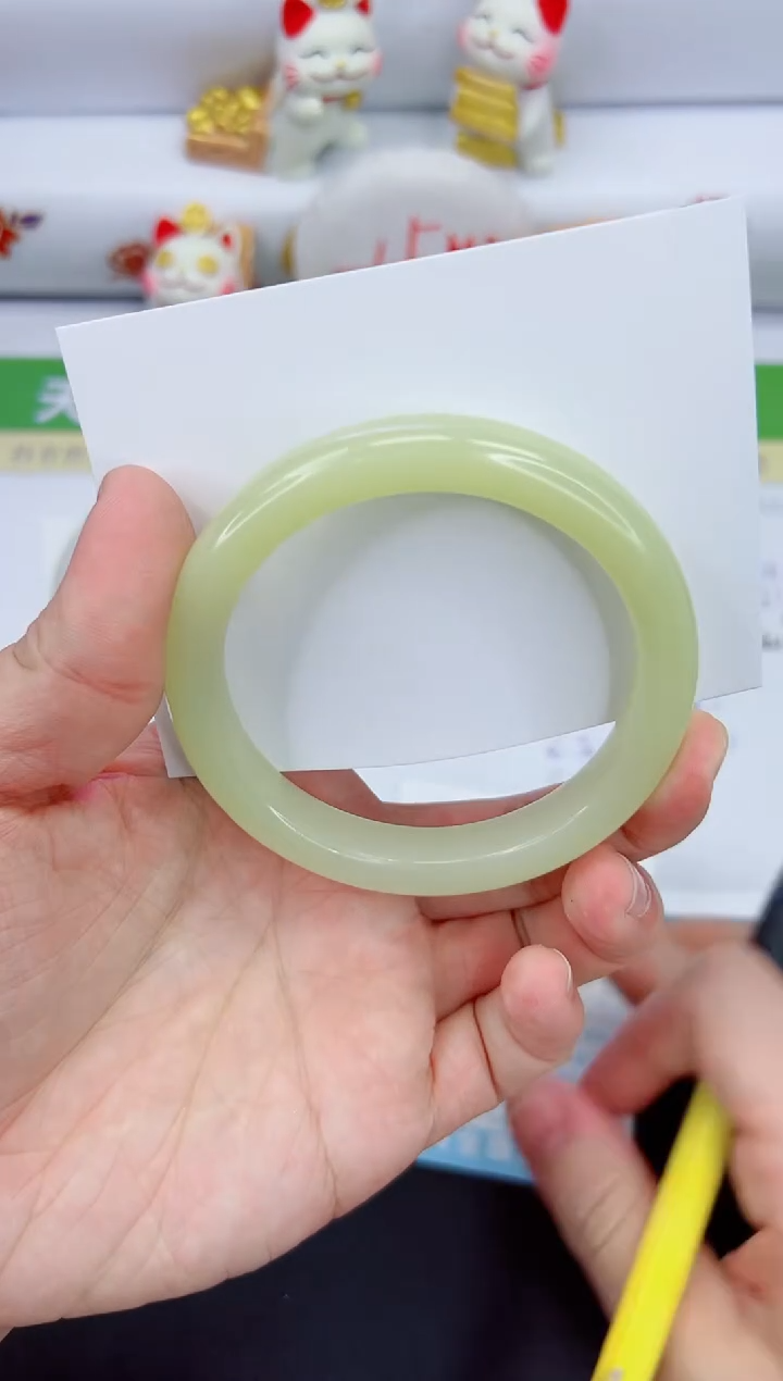 【闪购商品】石英质玉手镯未镶嵌1104-58.6