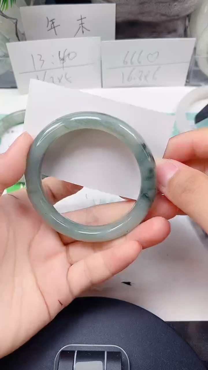 未镶嵌手镯石英质玉17-55/56