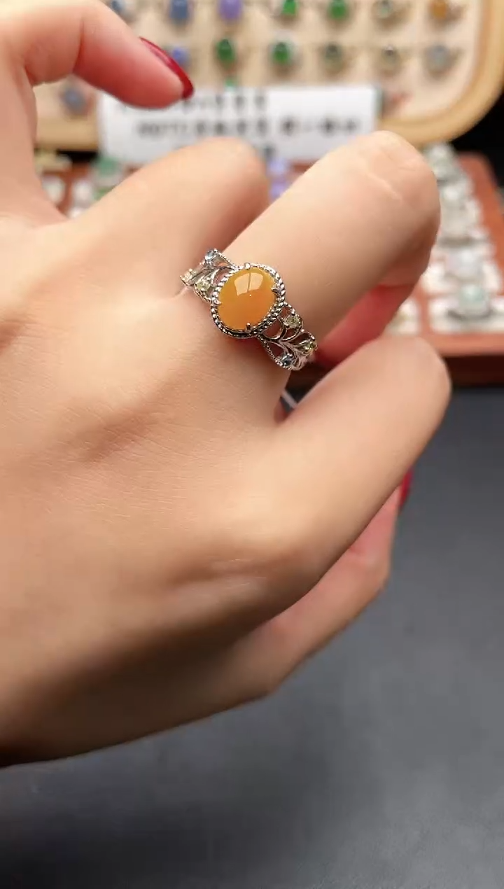 银S925镶嵌戒指翡翠一物一证一礼盒