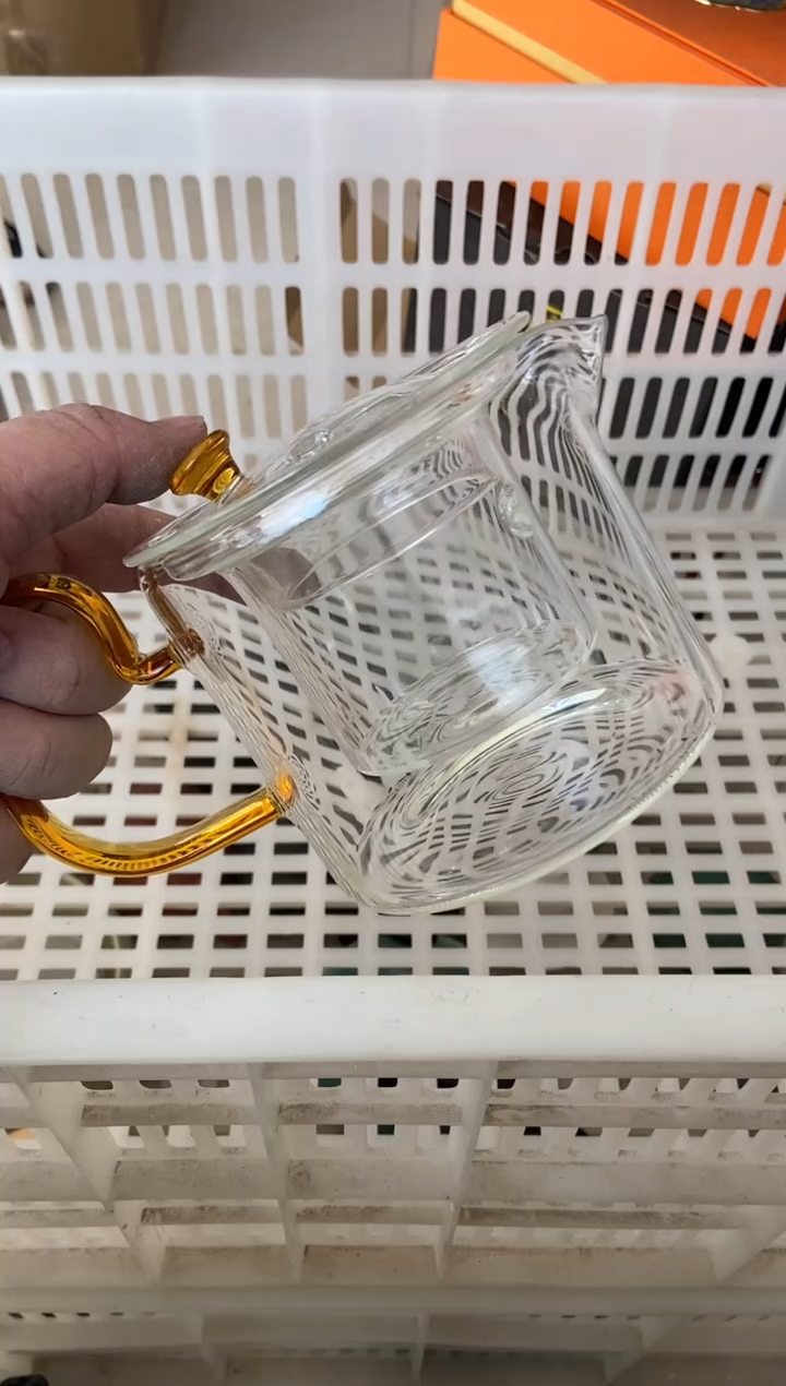 杯子瓷无运费险有瑕疵的摄影的产品有使用过的痕迹有点脏介意勿拍