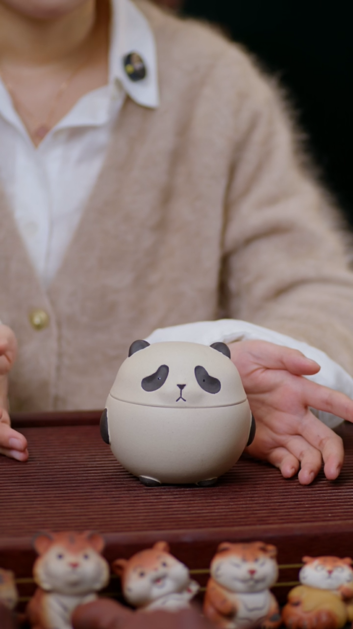 【闪购商品】紫砂茶宠熊猫茶叶罐