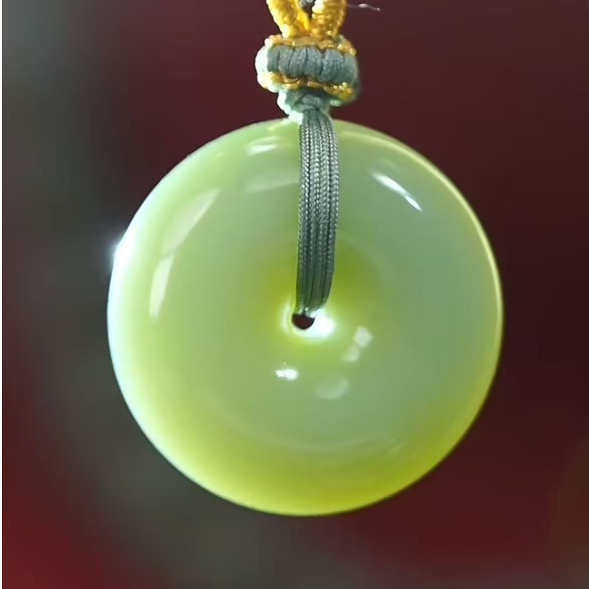 【鹿鸣】收藏级和田玉粉青平安扣吊坠 25*12mm 含绳 P168