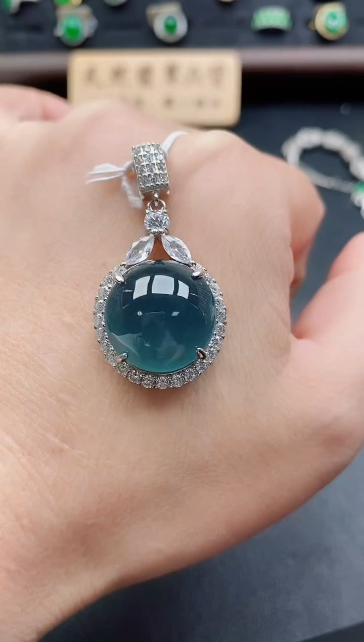 吊坠(赠链)银S925镶嵌翡翠1