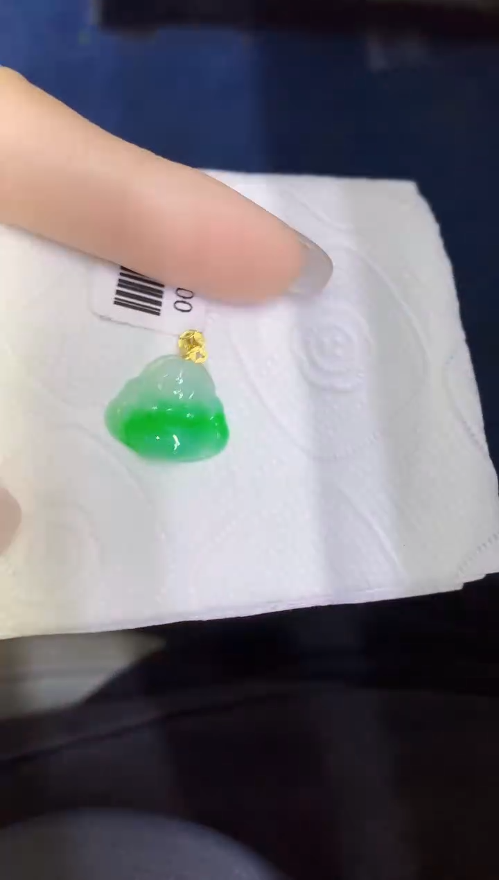 颈饰18K金镶嵌翡翠缅甸天然翡翠A货