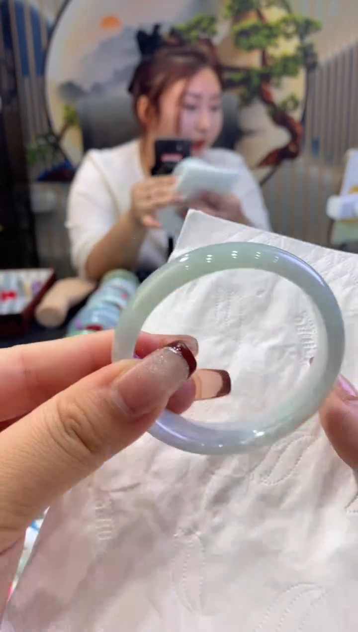 【闪购商品】翡翠手镯未镶嵌00008739