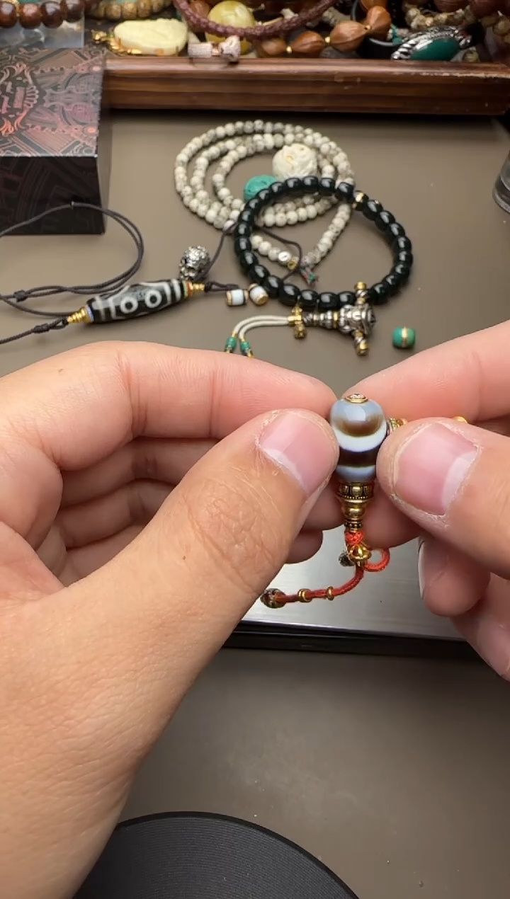 【闪购商品】玛瑙/玉髓三通足金镶嵌三通832165435438