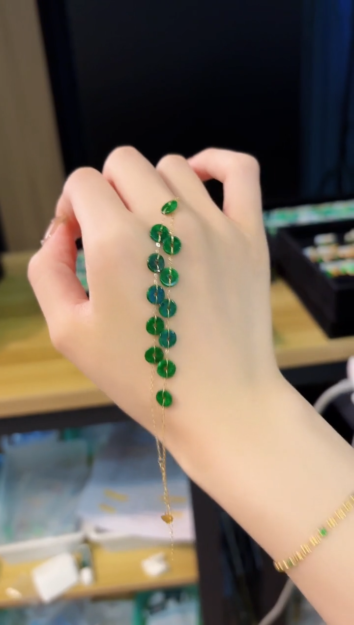 18K金镶嵌手链翡翠缅料A货/多样性发货/一件