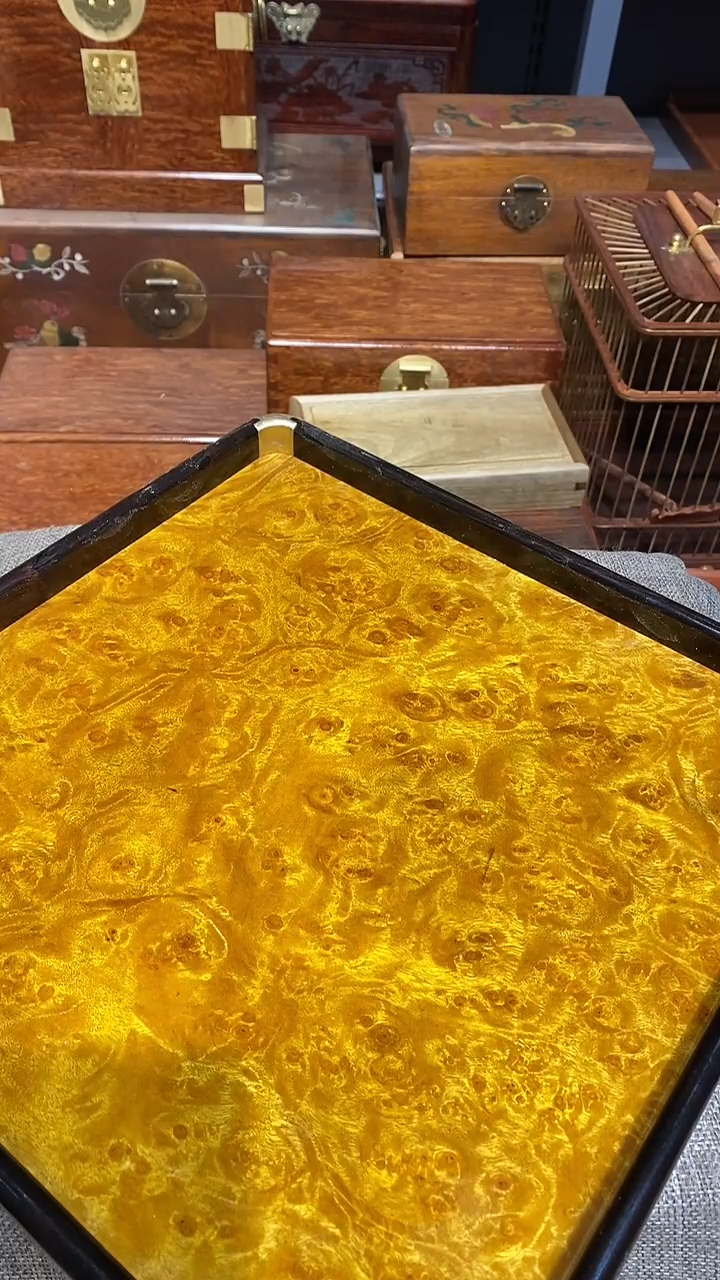 【闪购商品】香樟木木艺茶盘一个