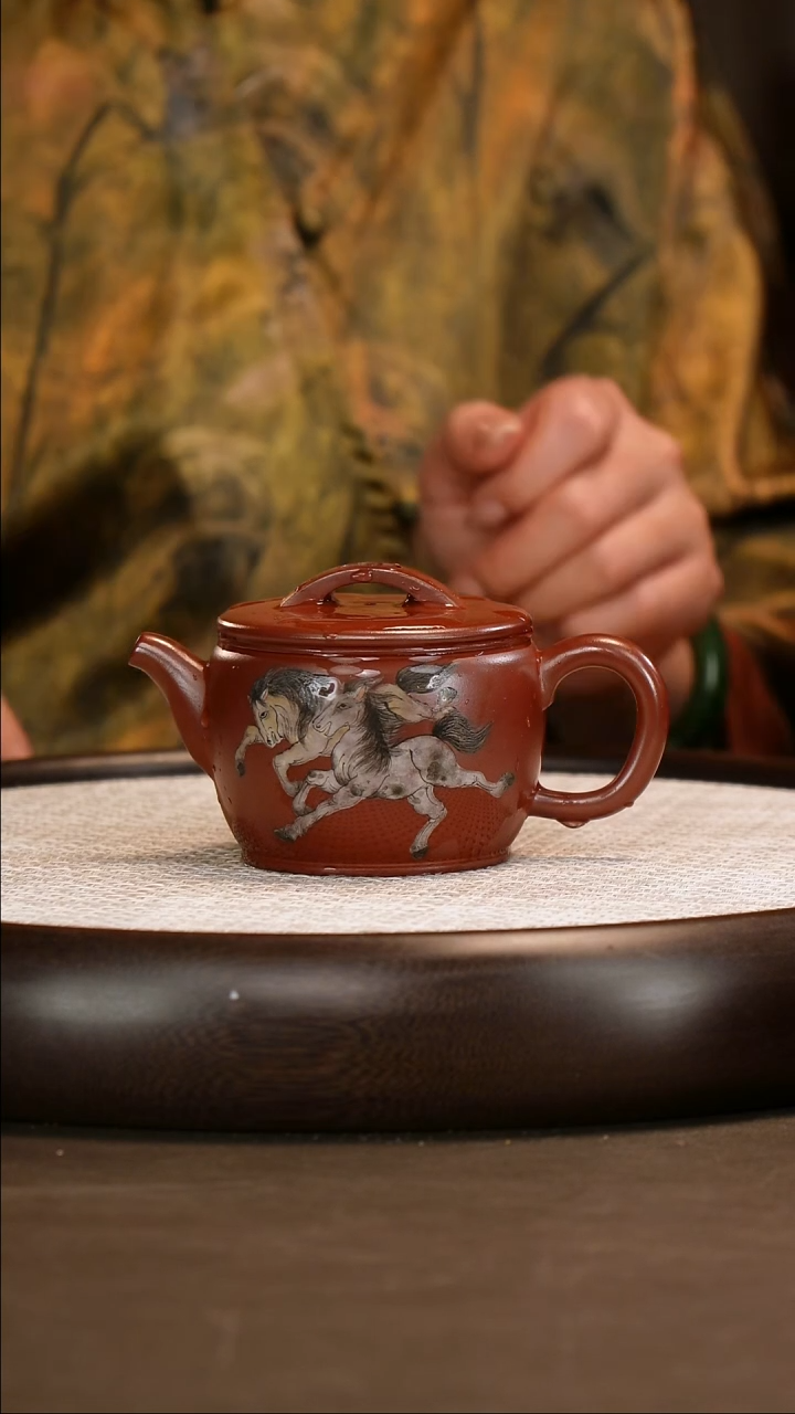 茶壶紫砂【鲍宜明】红皮龙汉瓦  260cc