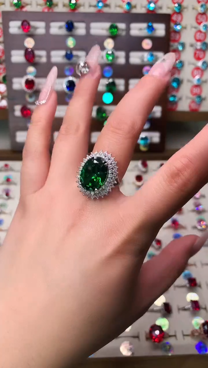 无925银典藏 轻奢 小祖母绿绿色系12*16戴妃银托戒指