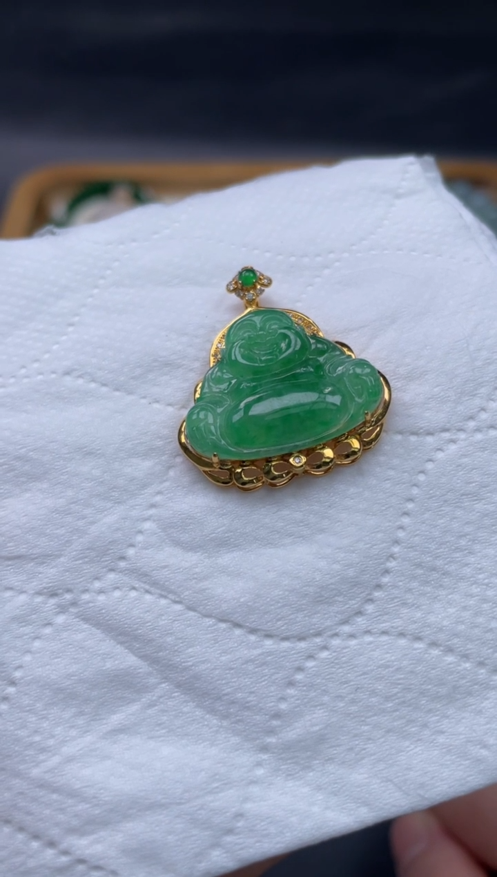 【闪购商品】翡翠颈饰18K金镶嵌63.........