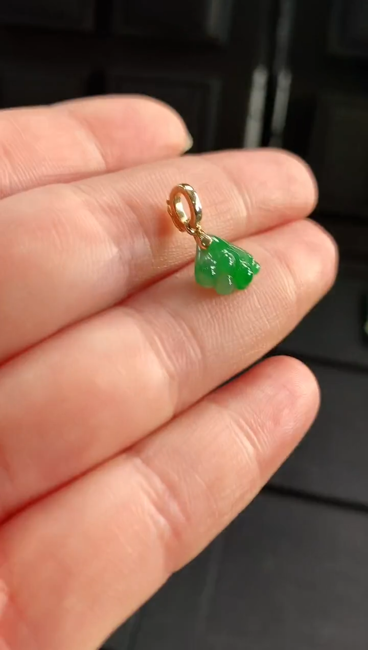 【闪购商品】翡翠吊坠(不含链)18K金镶嵌吊坠