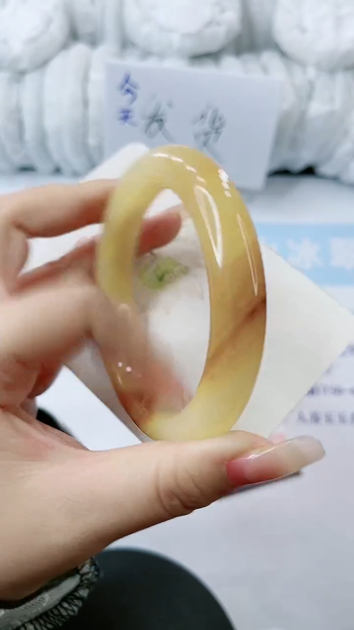 【闪购商品】石英质玉手镯未镶嵌多样性发货C444-62