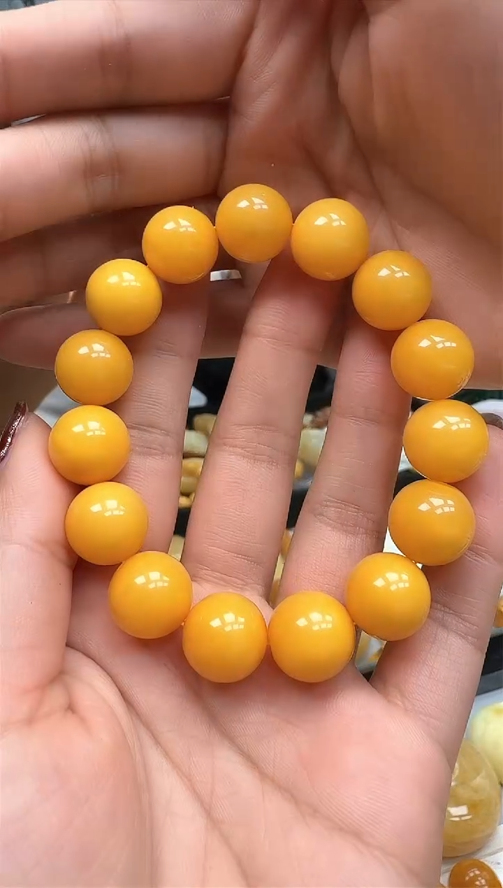 【闪购商品】琥珀裸石未镶嵌卡13手串