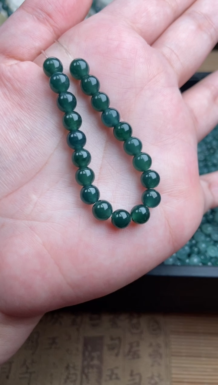 【闪购商品】翡翠手链未镶嵌多样性发货30颗卡6深色