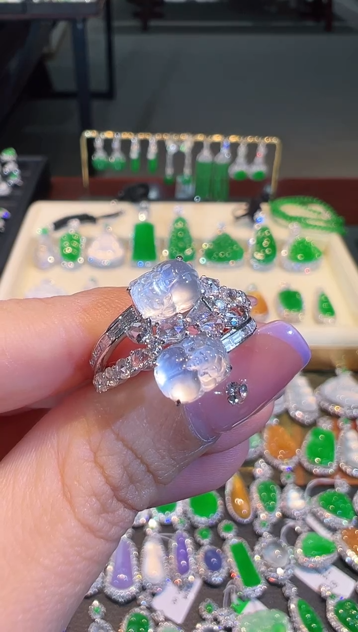 【闪购商品】翡翠戒指18K金镶嵌翡翠