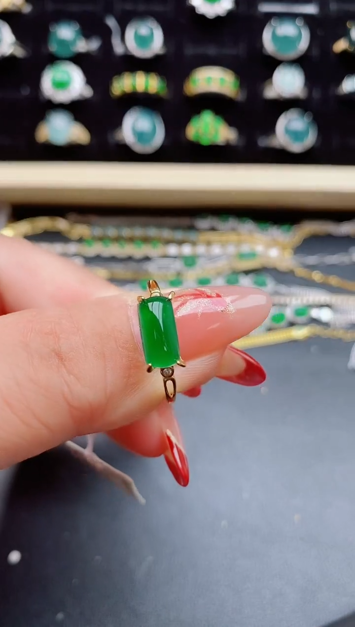 【闪购商品】翡翠戒指银S925镶嵌5085005