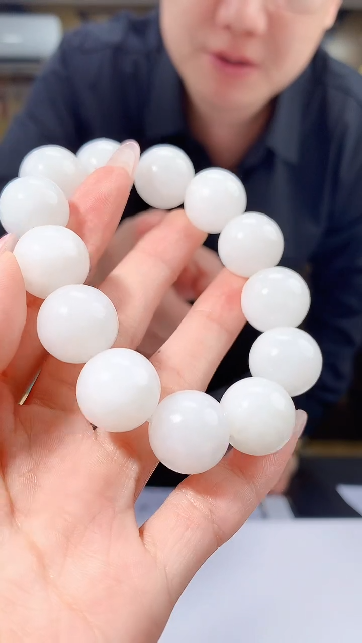 定制和田玉老厂长匠心馆和田玉（多样性发一）