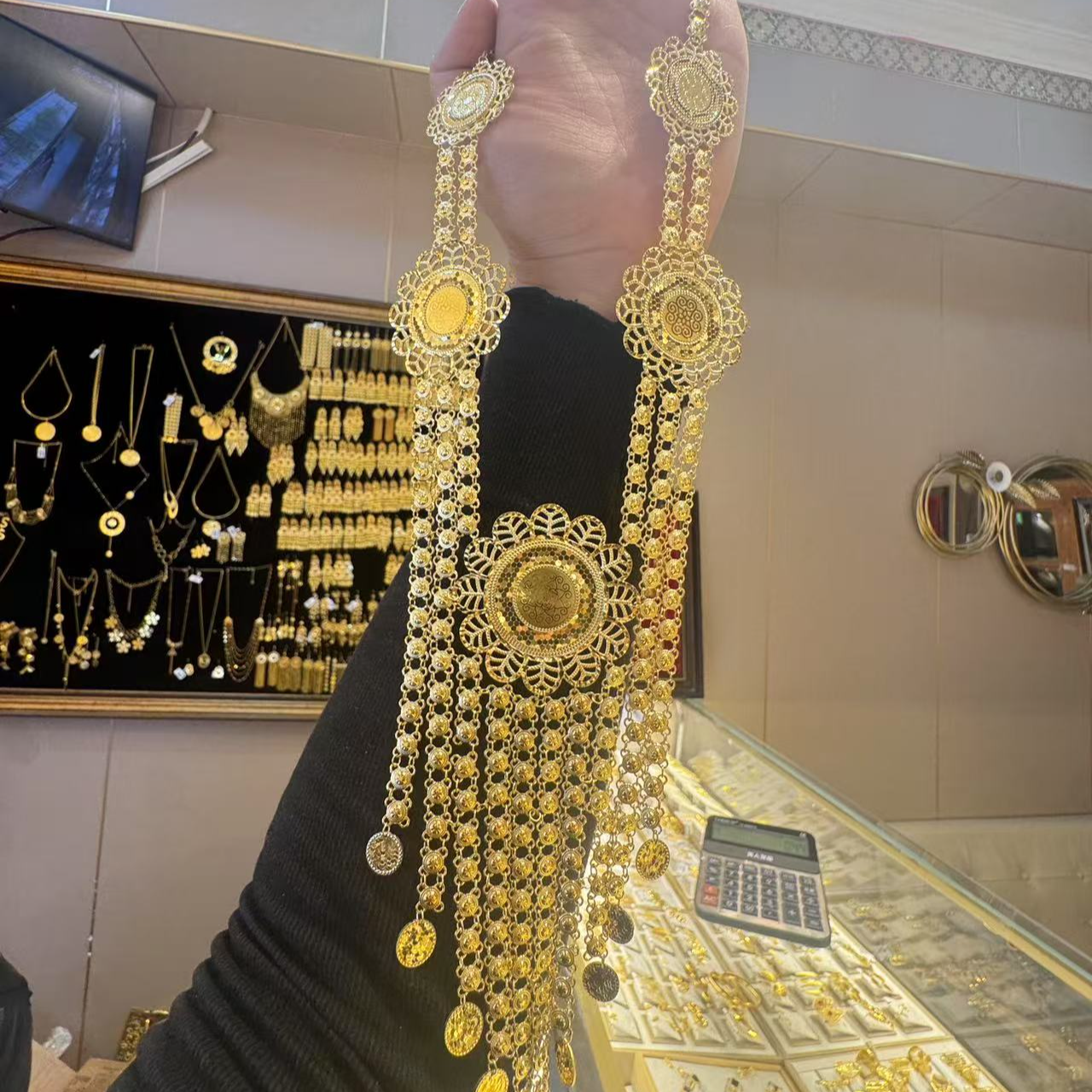 合金亚克力项链 女人喜欢的项链