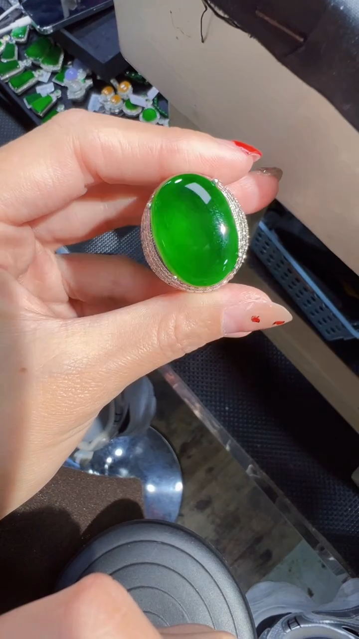 【闪购商品】定制翡翠未镶嵌蛋面1