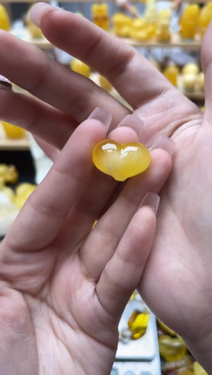琥珀未镶嵌珠宝奇石081琥珀蜜蜡微瑕