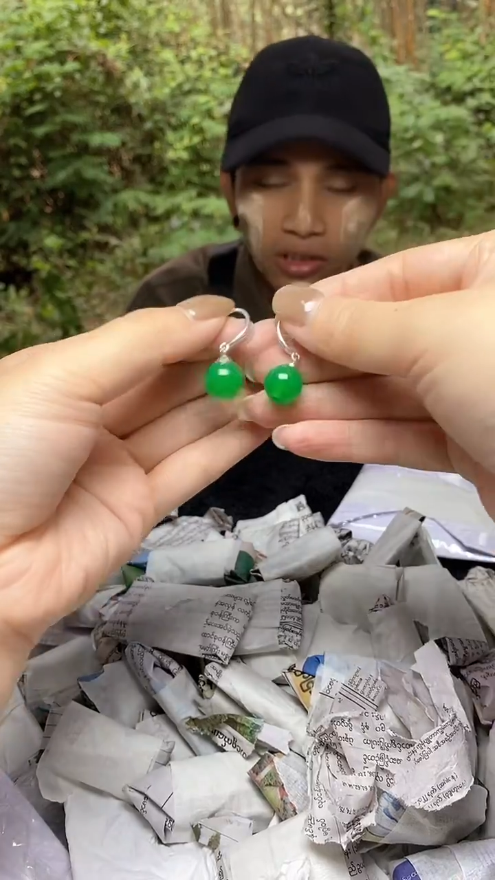 满色吊坠，所见即所得！