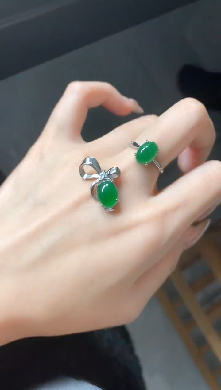 银S925镶嵌戒指翡翠51511