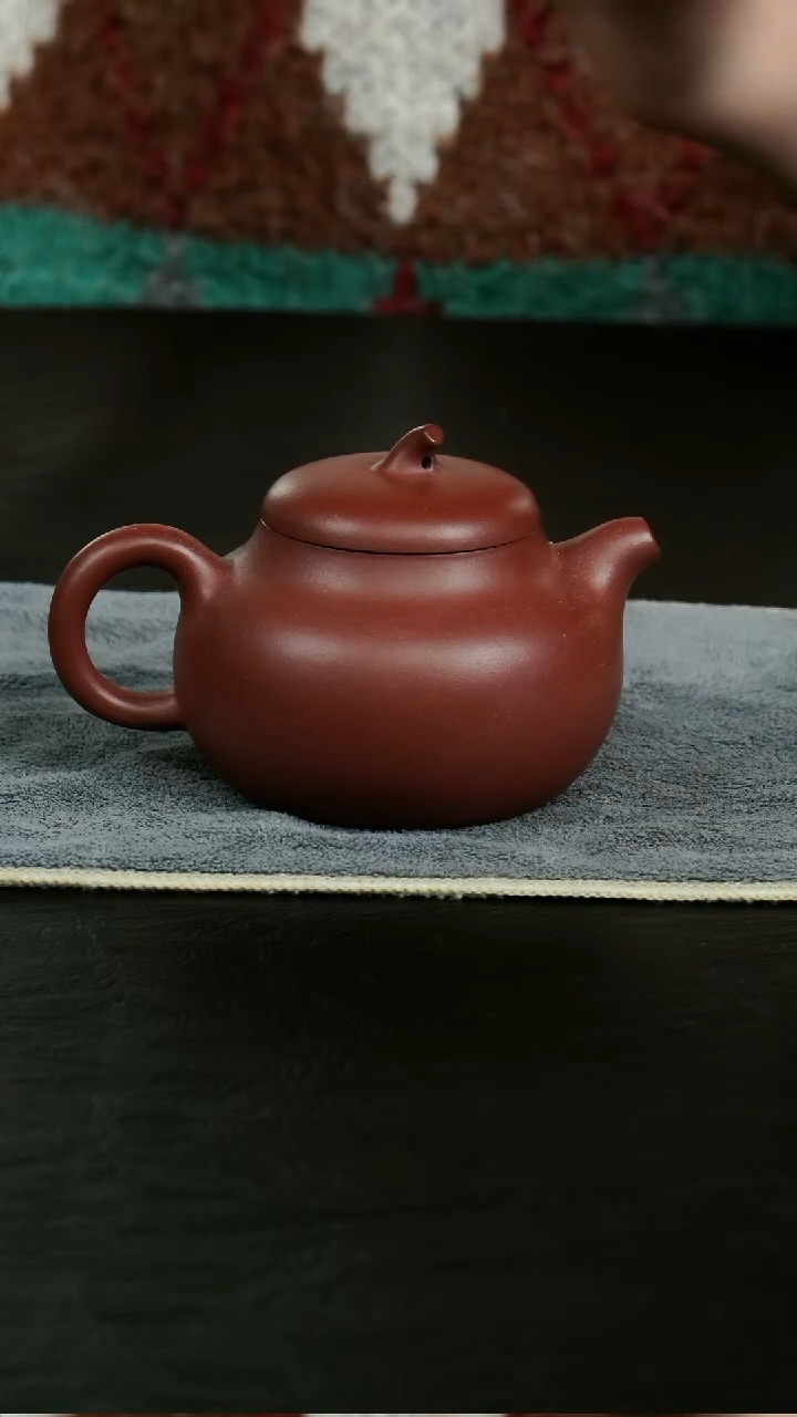 【闪购商品】紫砂茶壶红清水茄瓜