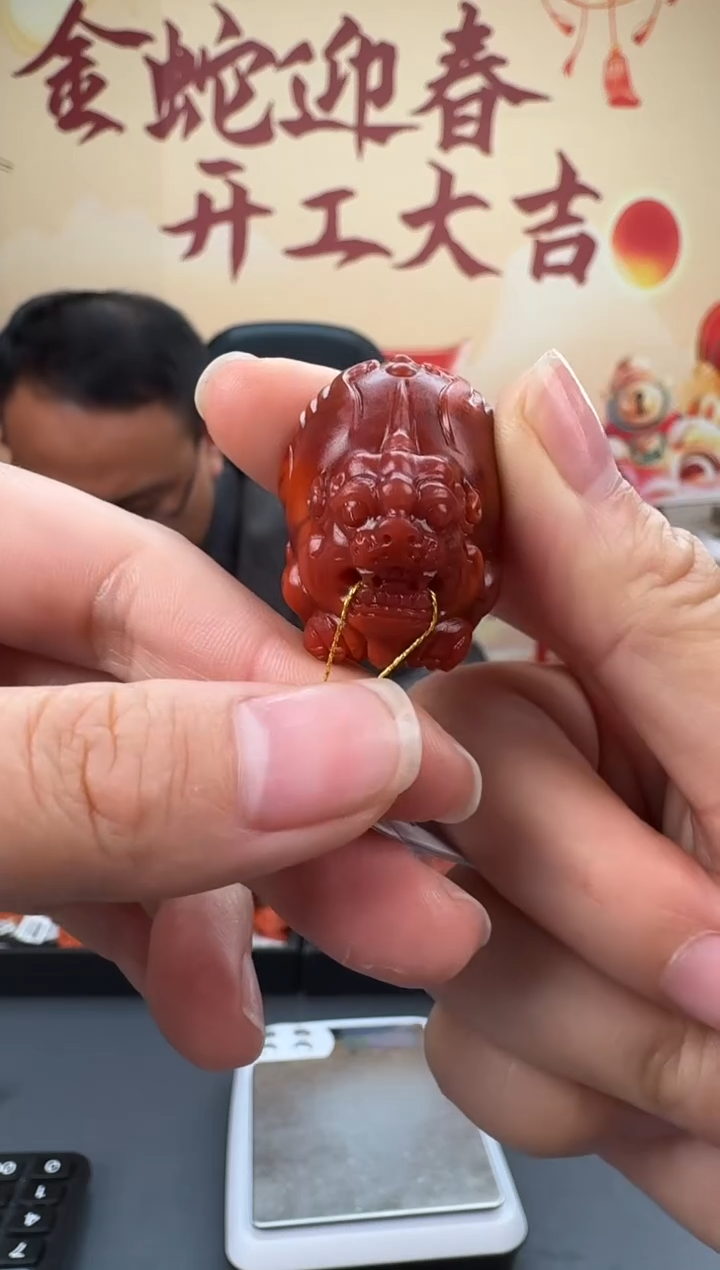 【闪购商品】南红玛瑙雕刻未镶嵌026ZB0210产品一个