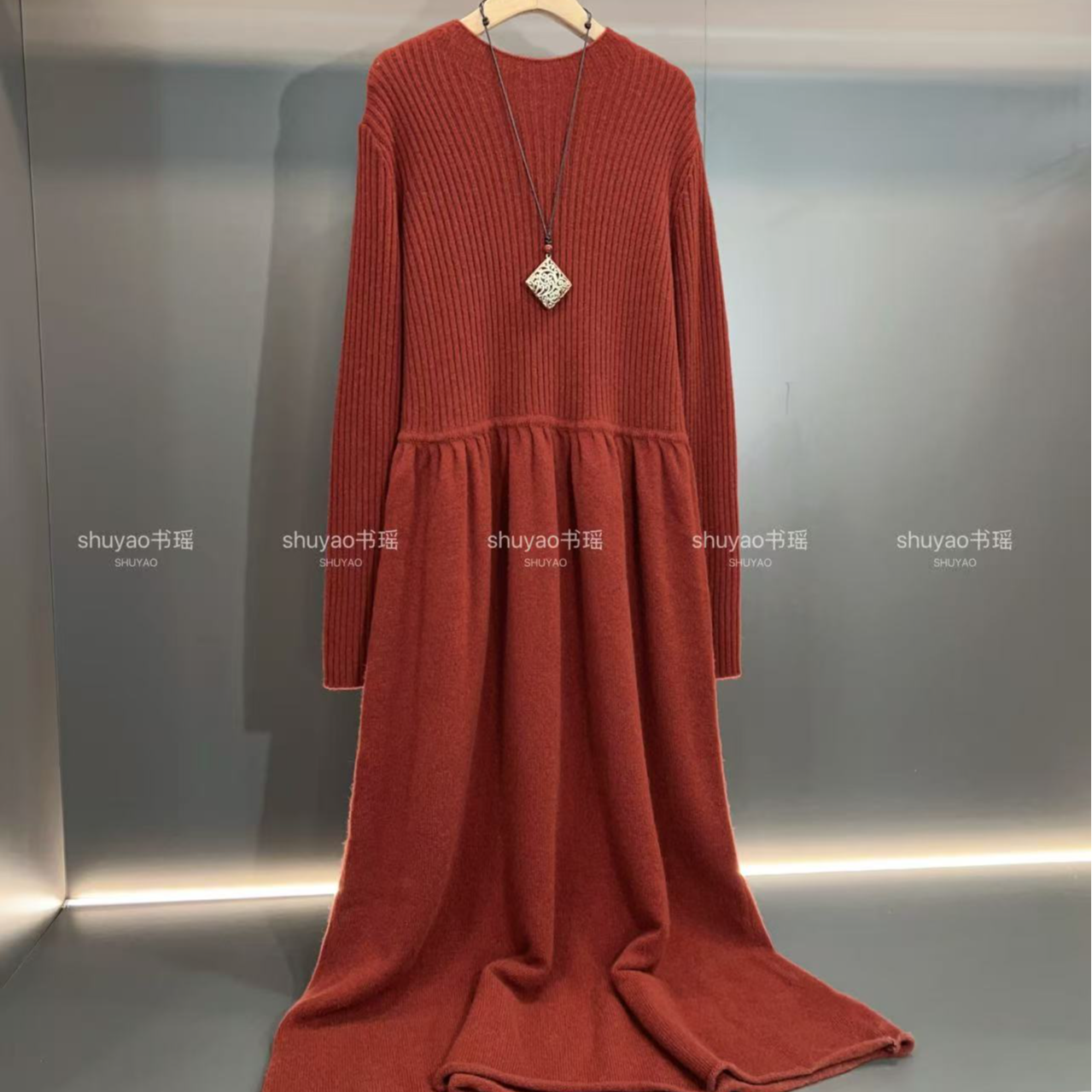 【山羊绒】复古针织连衣裙女冬宽松显瘦气质长款