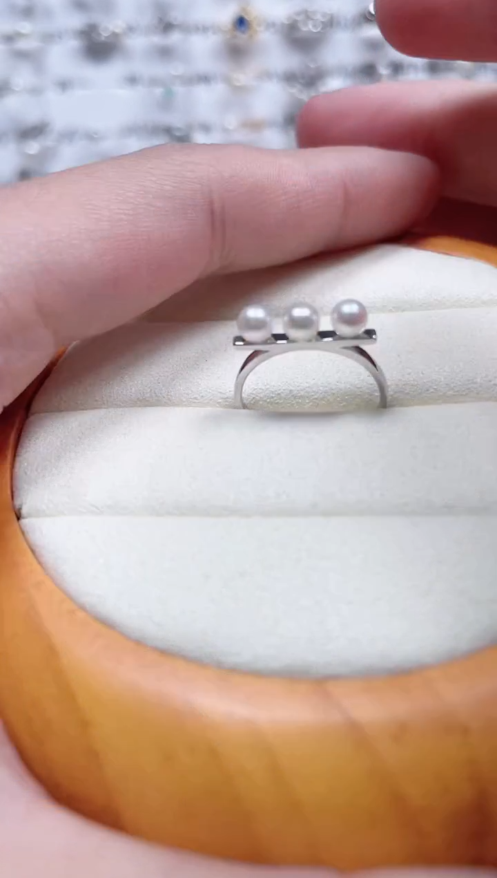 【闪购商品】海水珍珠戒指银S925镶嵌多珠款珍珠戒指