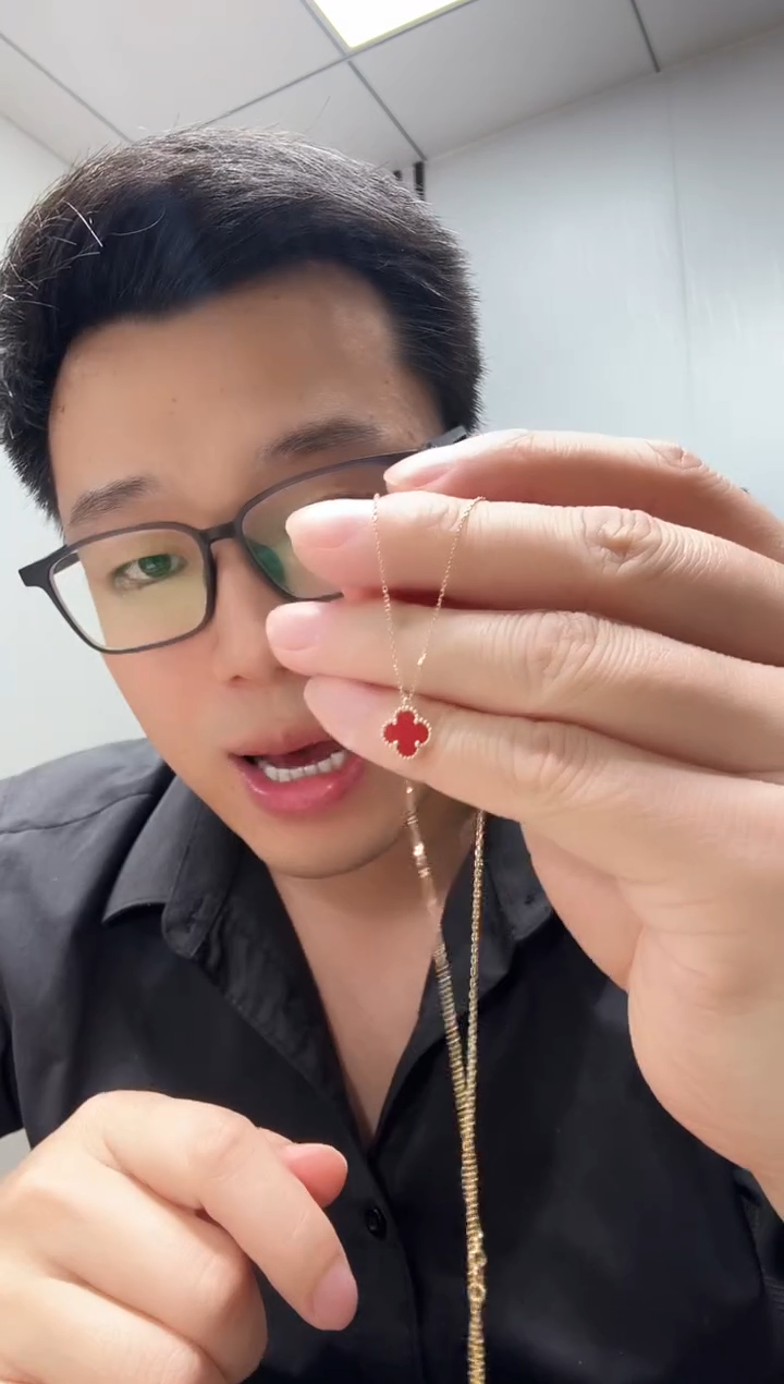 18K金镶嵌套链玛瑙/玉髓@****এ红色k黄，9.5mm四叶草套链 