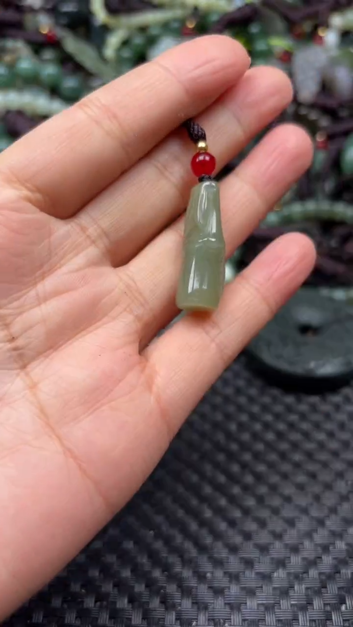 【闪购商品】和田玉颈饰未镶嵌.