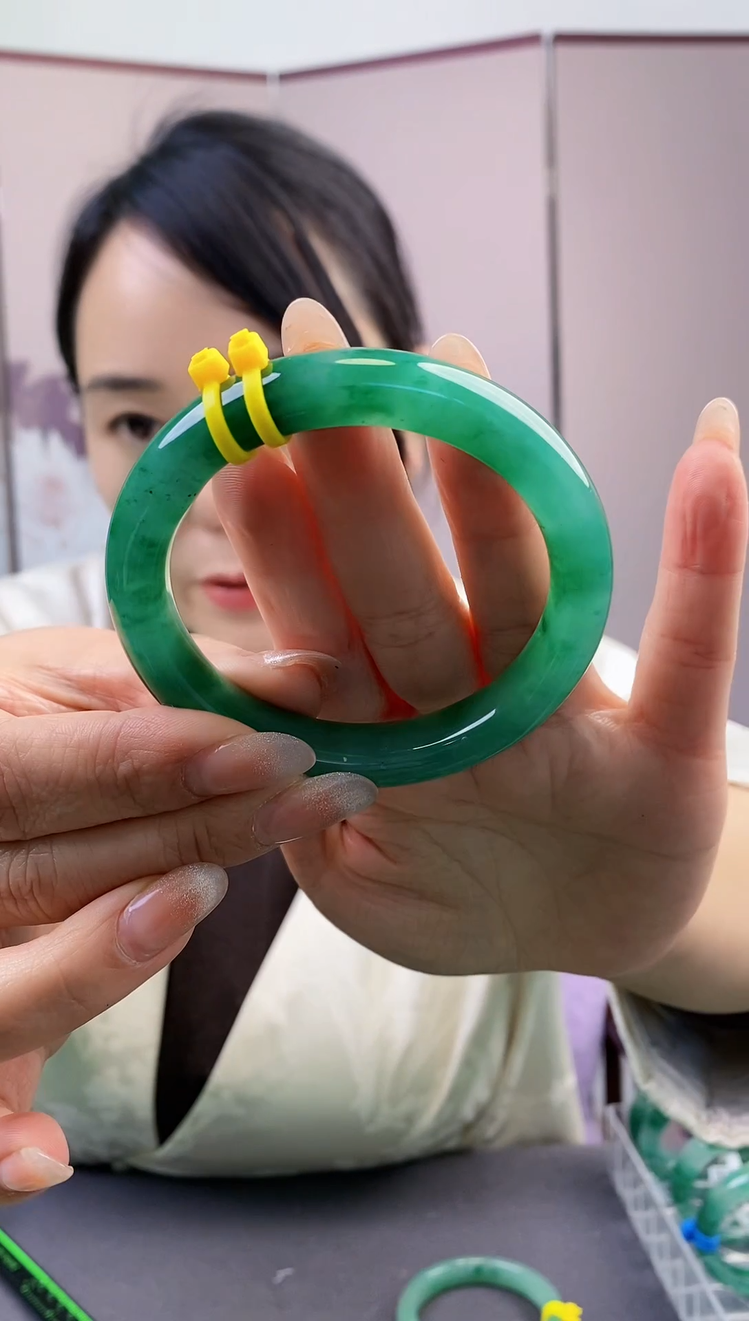 【闪购商品】石英质玉手镯未镶嵌082