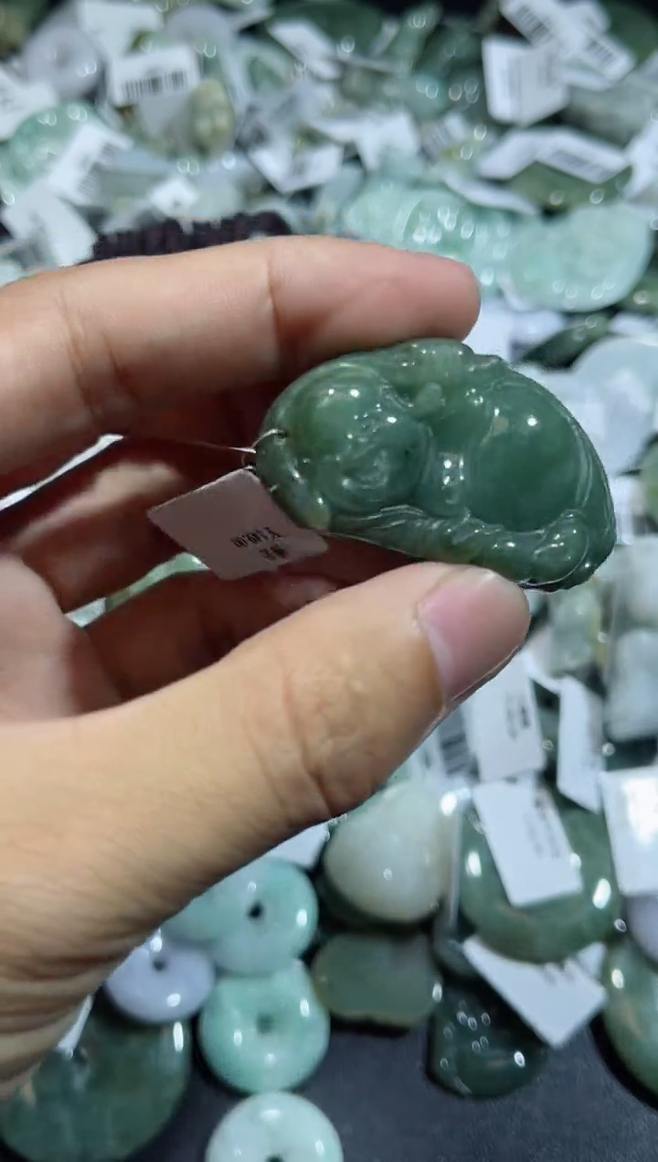 【闪购商品】翡翠颈饰未镶嵌00002797