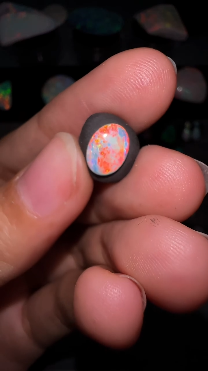 欧泊未镶嵌宝石澳洲天然欧泊特价