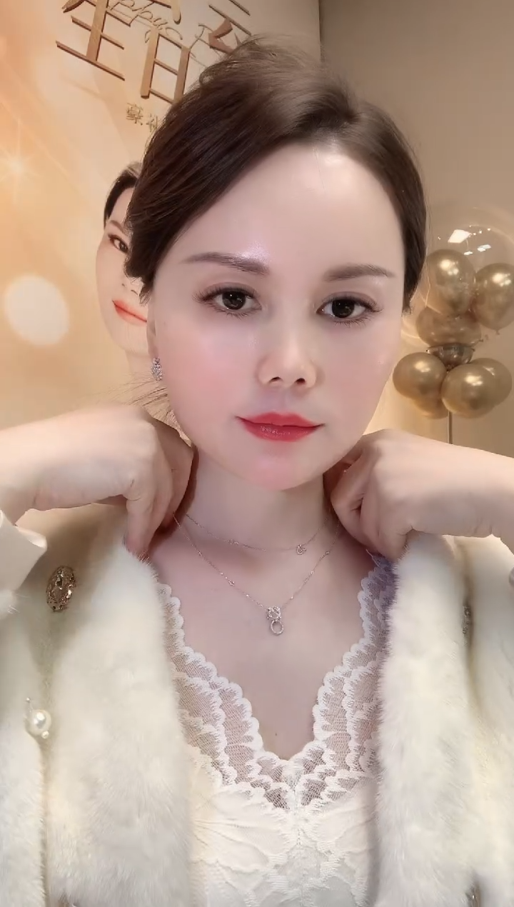 【闪购商品】钻石百搭链18K金镶嵌D19 多样性发货一件