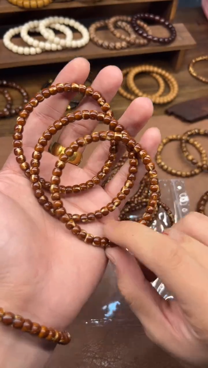 手串紫金鼠?A 鼠尖纯肉碎花5*6