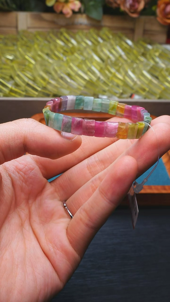 【闪购商品】碧玺L001碧玺手牌未镶嵌多样性发其一