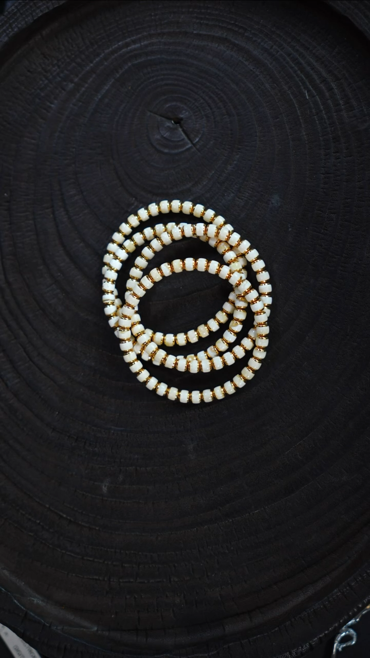 未镶嵌蜜蜡裸石精工瓷白单圈（多样性发货一件）